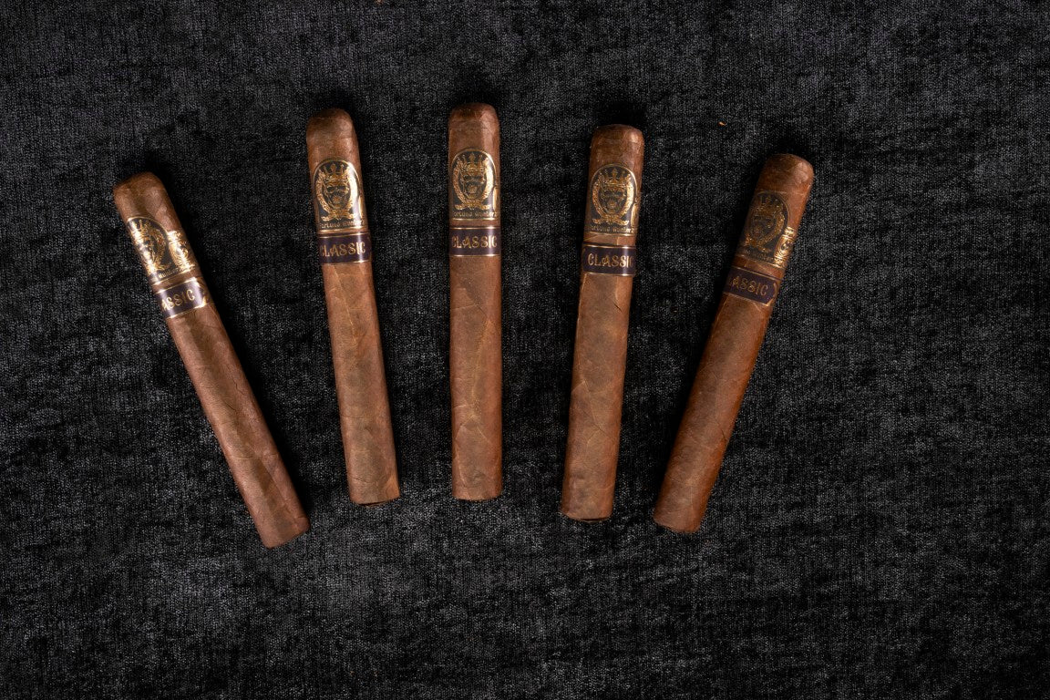 The Classic: 5-Pack of Cigars (Ecuadorian Habano)