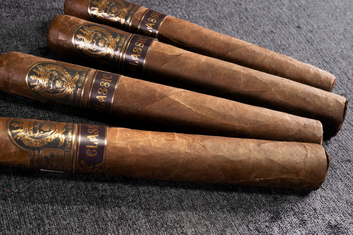 The Classic: 5-Pack of Cigars (Ecuadorian Habano)