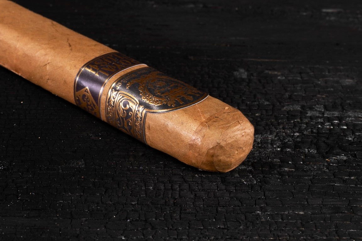 The Royal Flush: 5-Pack of Cigars (Ecuadorian Connecticut)